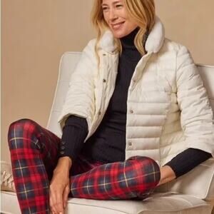 J. McLaughlin Cream Quilted Puff Jacket with Faux-Fur Collar